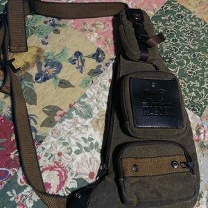 One shoulder sling bag